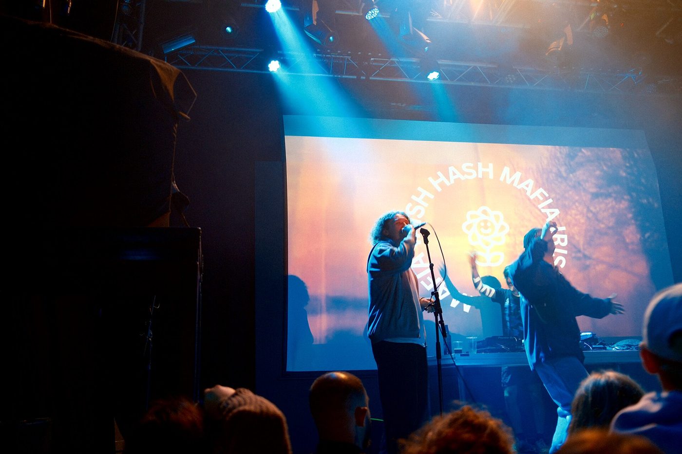 Curtisy on stage at the Button Factory
